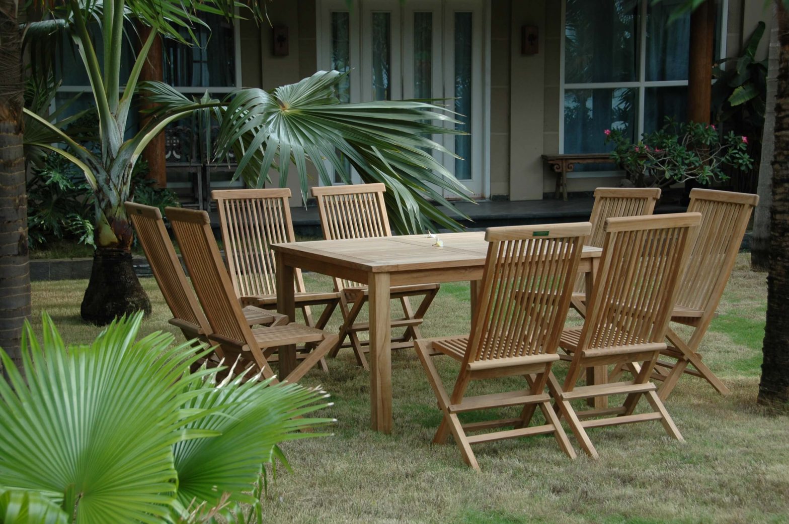 Understanding Solid Teak Wood: The Gold Standard for Long-Lasting Furniture